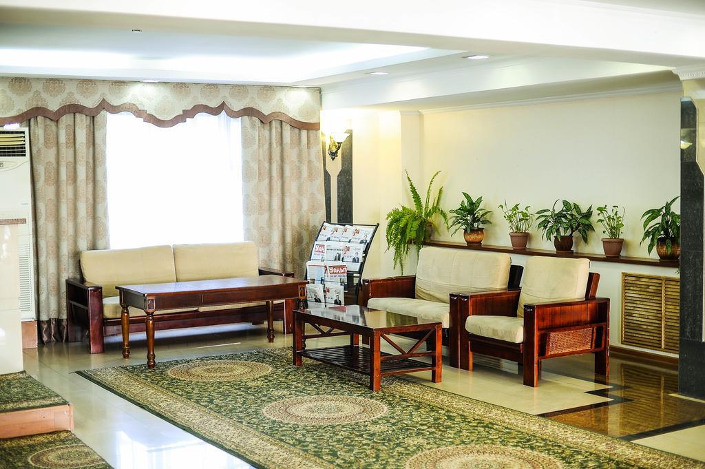 Dostyk Hotel Schymkent Exterior foto